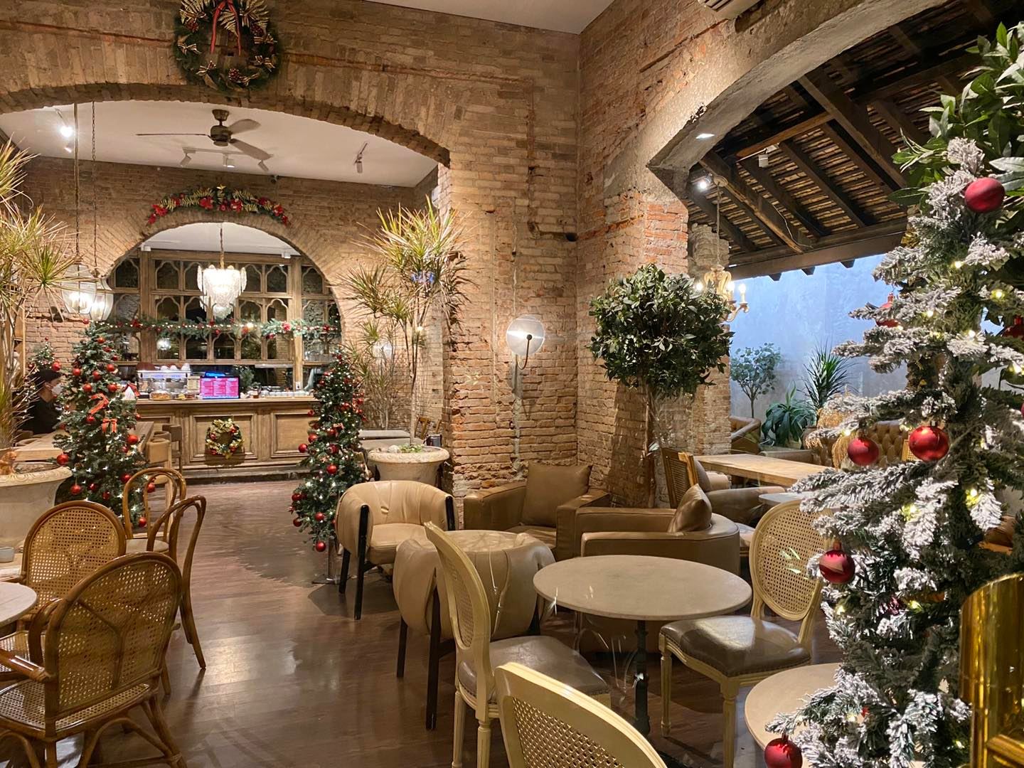O’Palm Cafe - quán cà phê trang trí Noel đẹp nhất ở Sài Gòn
