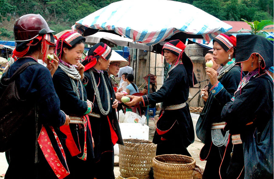 Chợ phiên Mèo Vạc Hà Giang