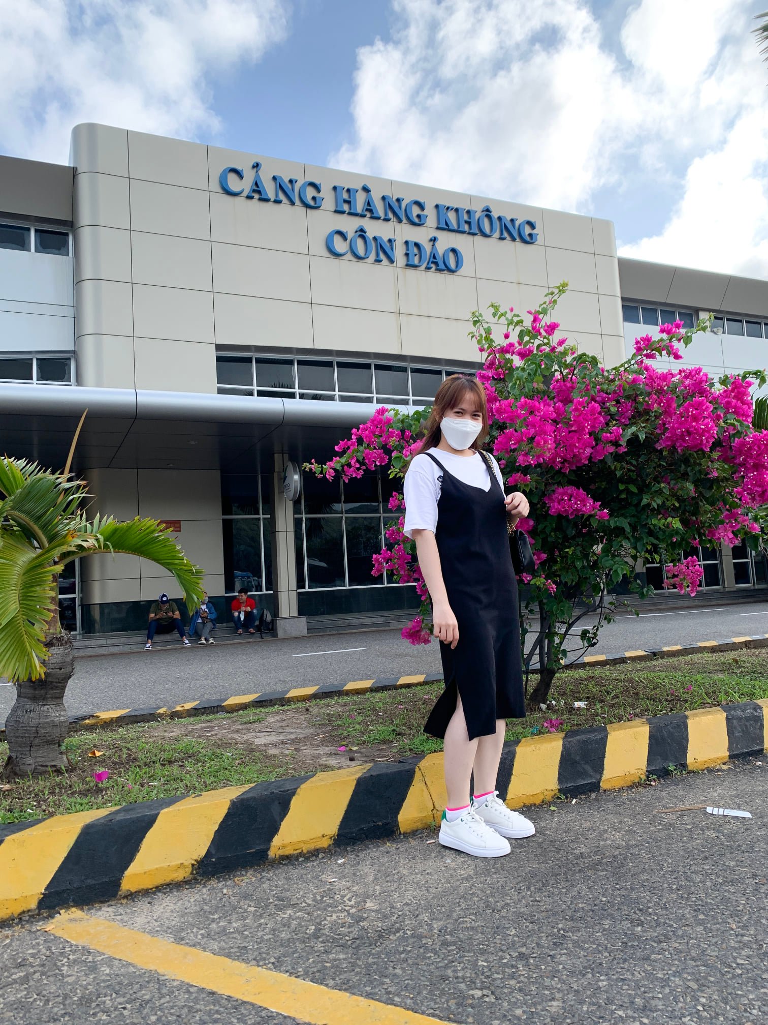 Tranh thủ checkin sân bay Côn Đảo trước khi về