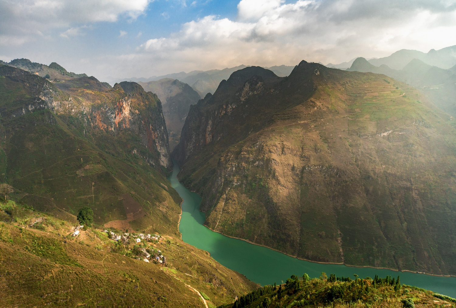 Mã Pí Lèng Hà Giang