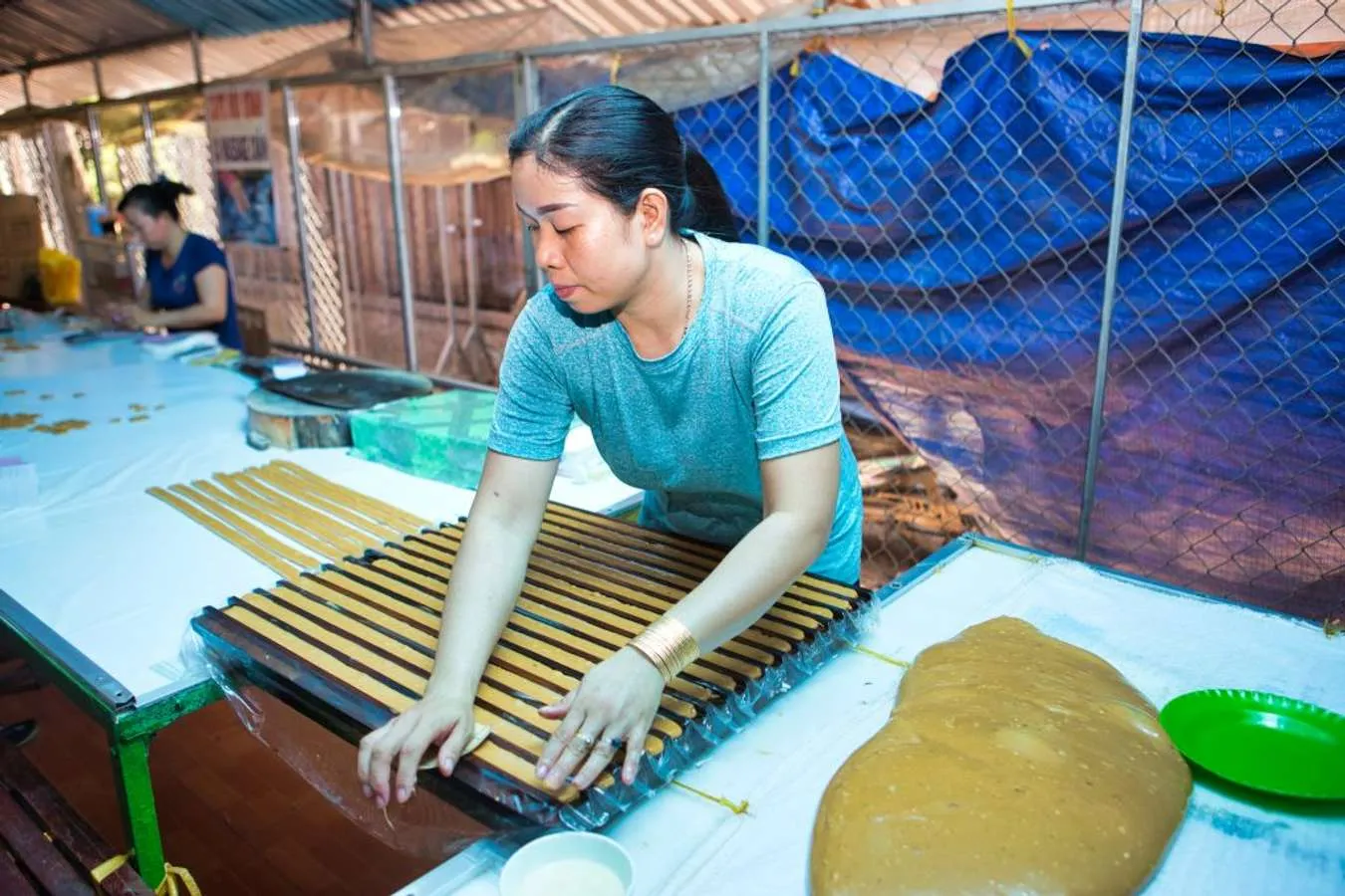 Cơ sở sản xuất kẹo dừa Bến Tre