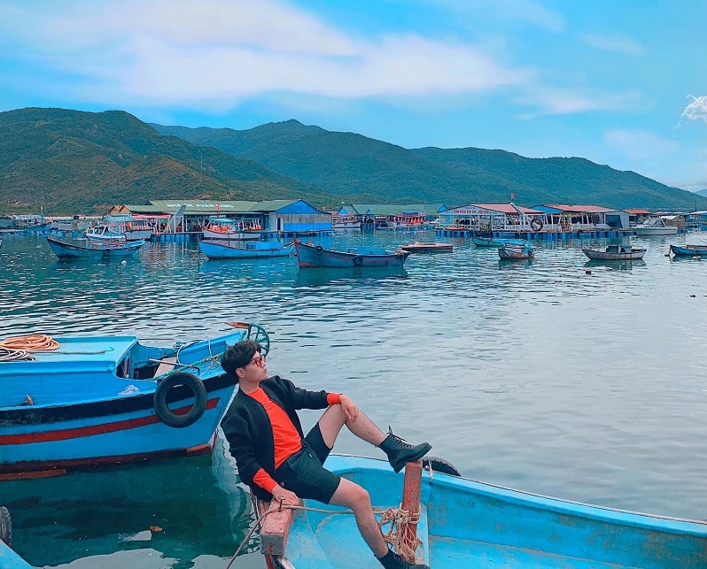  Tàu từ Nha Trang đến đảo Bình Hưng