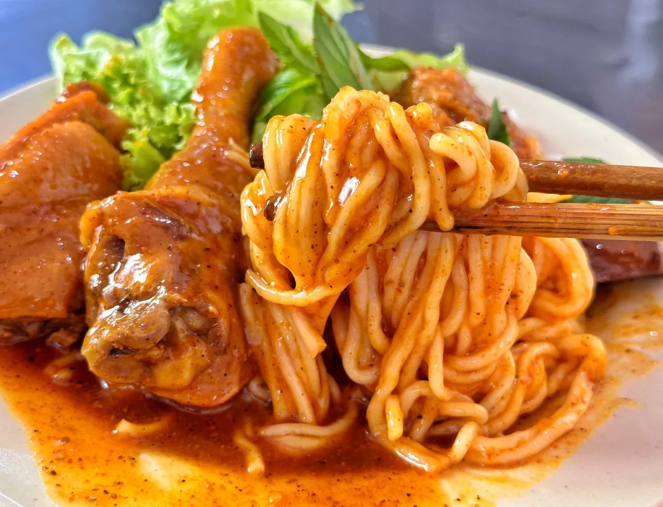Bánh tầm cà ri là món ăn trứ danh tại đất mũi