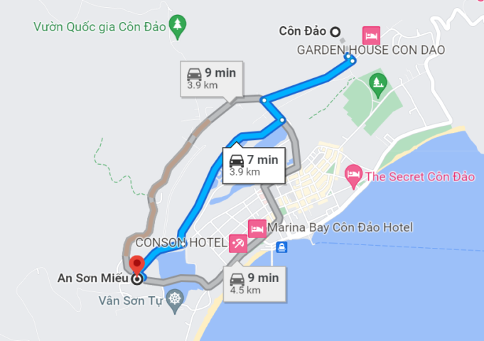 Miếu Bà Phi Yến nằm cách trung tâm thị trấn Côn Đảo khoảng 2km