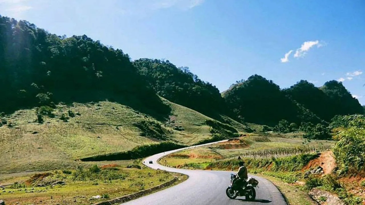 Phượt Quảng Bình bằng xe máy là lựa chọn yêu thích của nhiều bạn trẻ