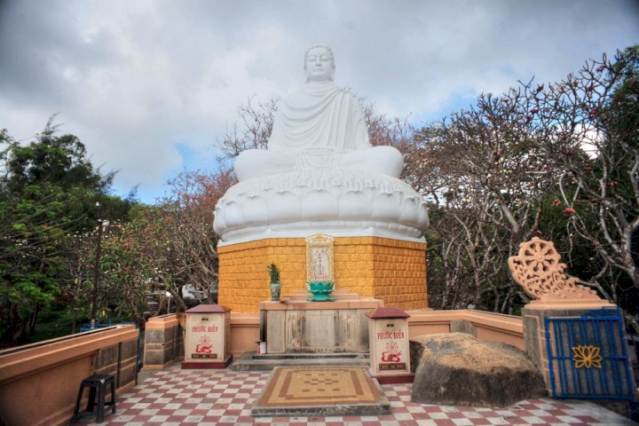 Thích Ca Phật Đài