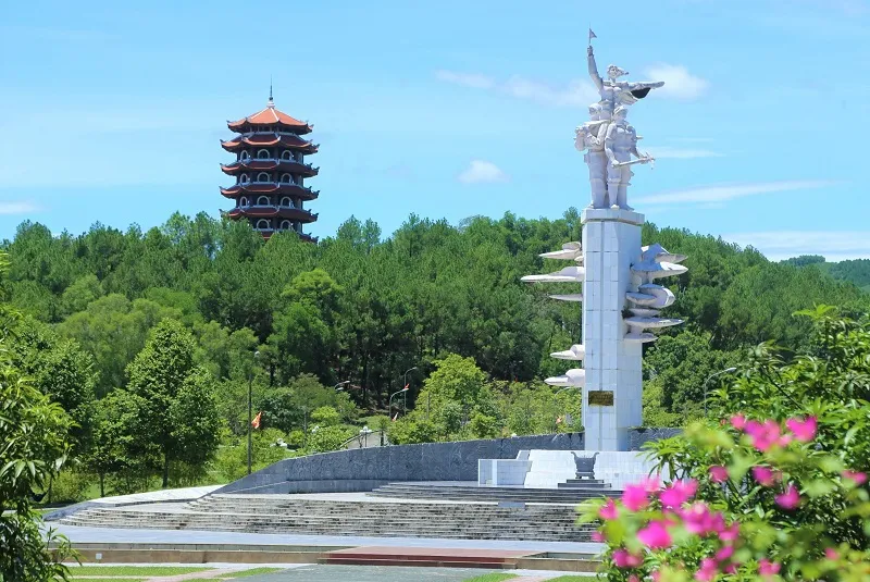 Khu di tích lịch sử Ngã ba Đồng Lộc tại Hà Tĩnh