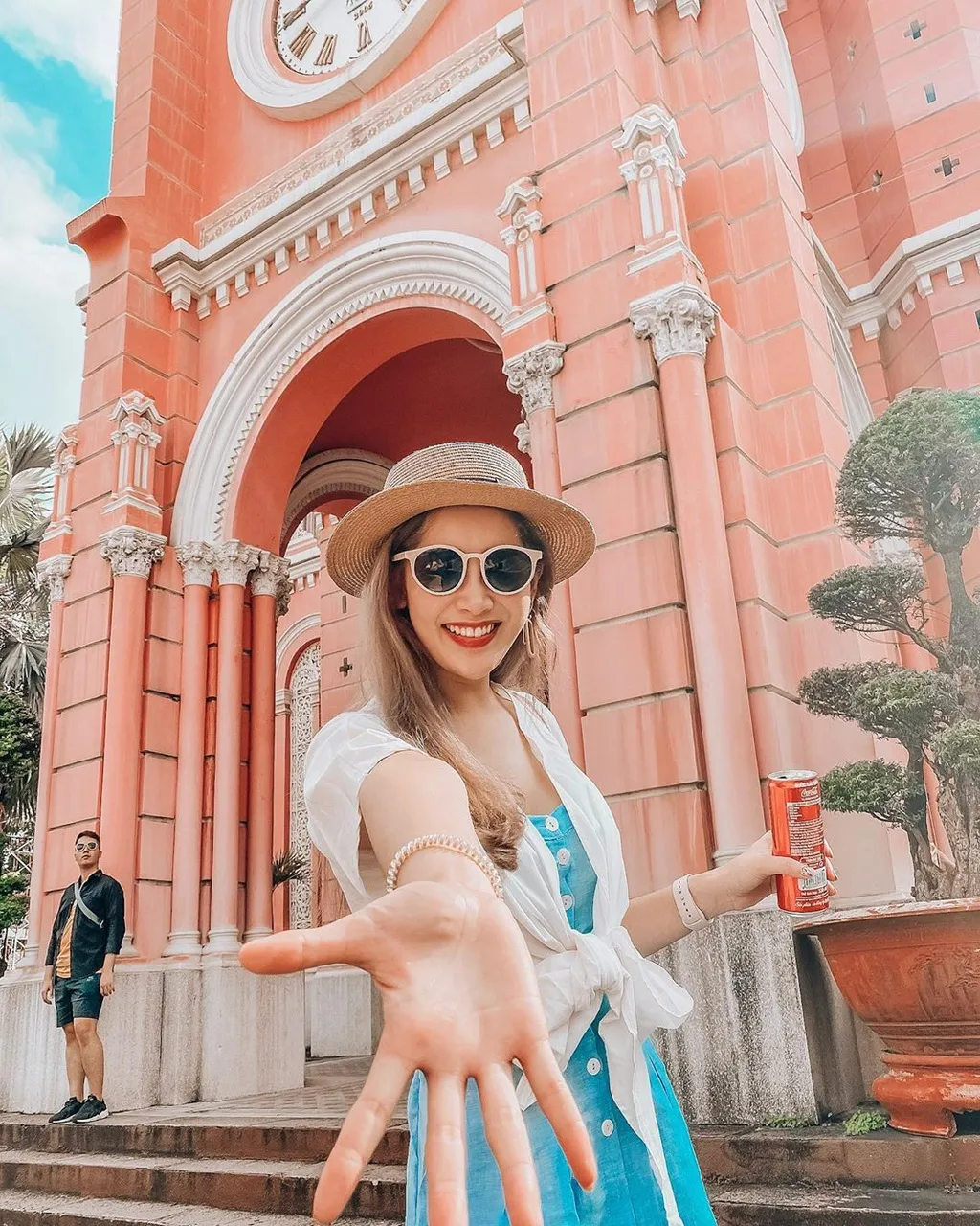 Bật mí địa điểm check-in sống ảo free nổi tiếng ở Sài Gòn - Nhà thờ Tân Định