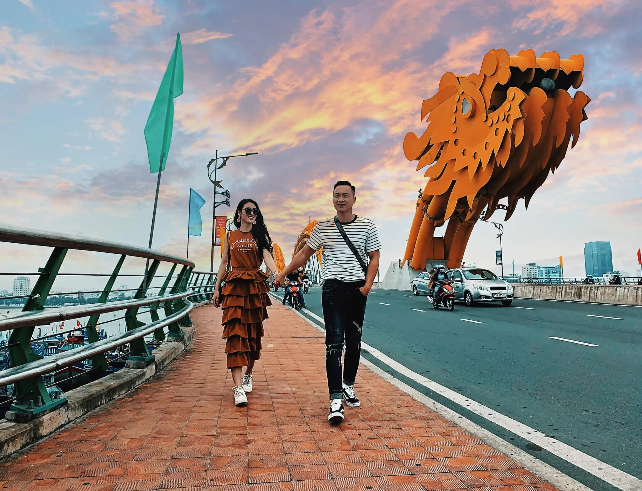 Đi Đà Nẵng mùa nào đẹp nhất là câu hỏi mà rất nhiều du khách quan tâm
