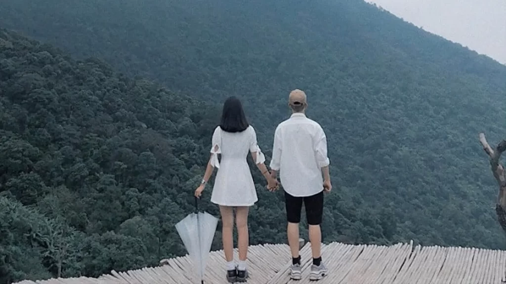dia diem du lich ha noi 2 nguoi 1