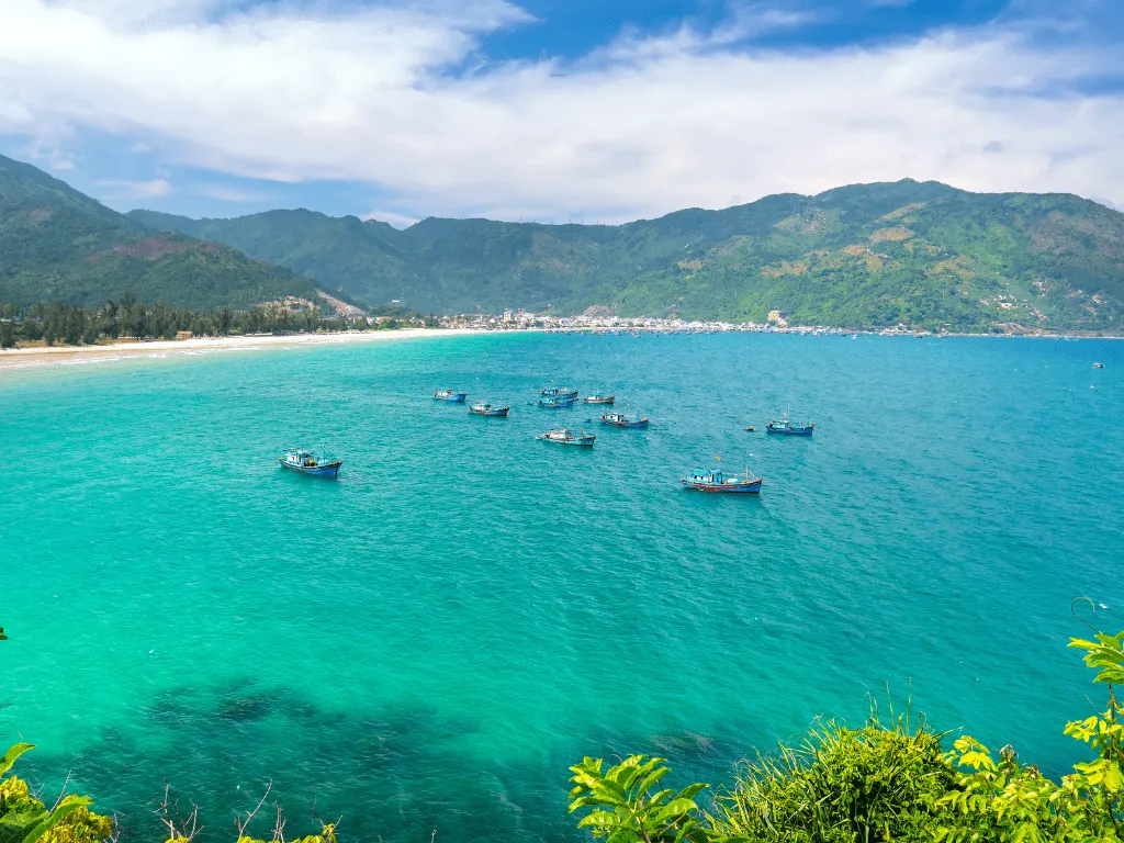 Vịnh Vũng Rô giữa dải đất Phú Yên