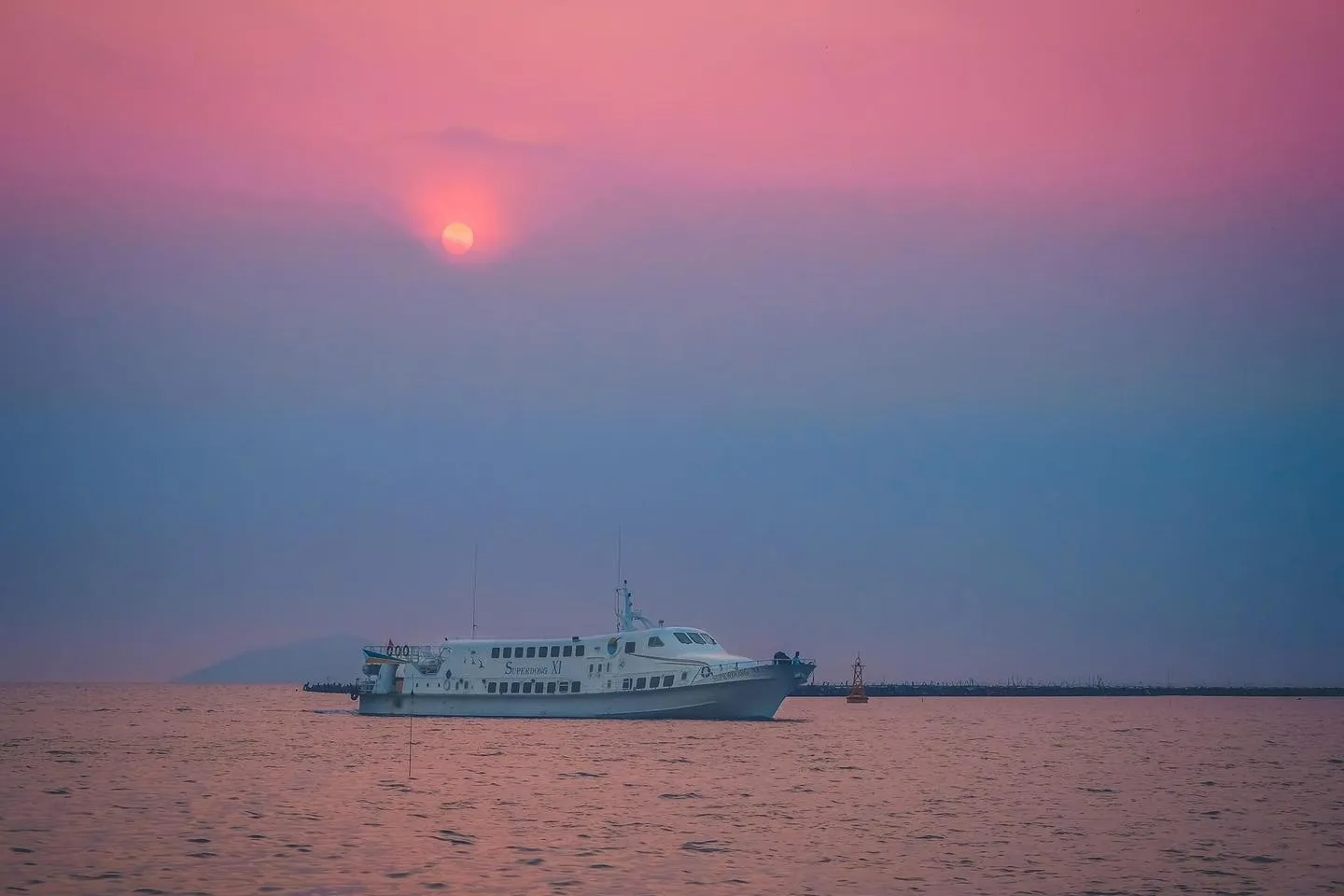 Hoàng hôn trên biển Rạch Giá