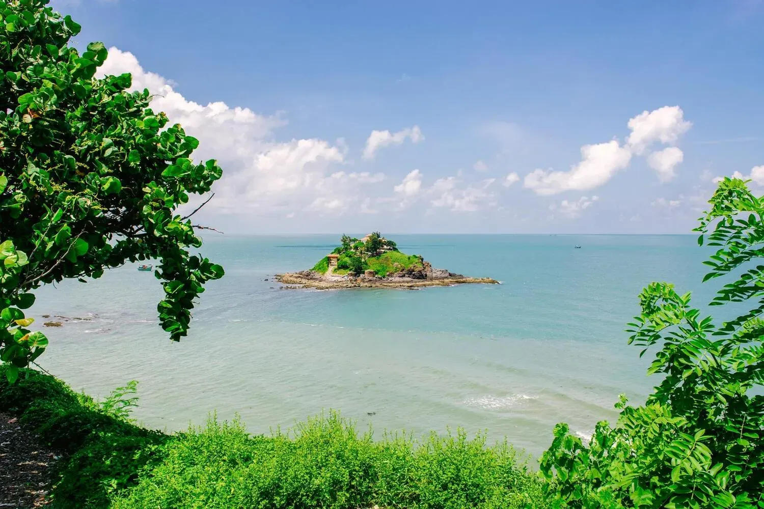 Đến Hòn Bà bạn sẽ có trải nghiệm tuyệt vời khó quên