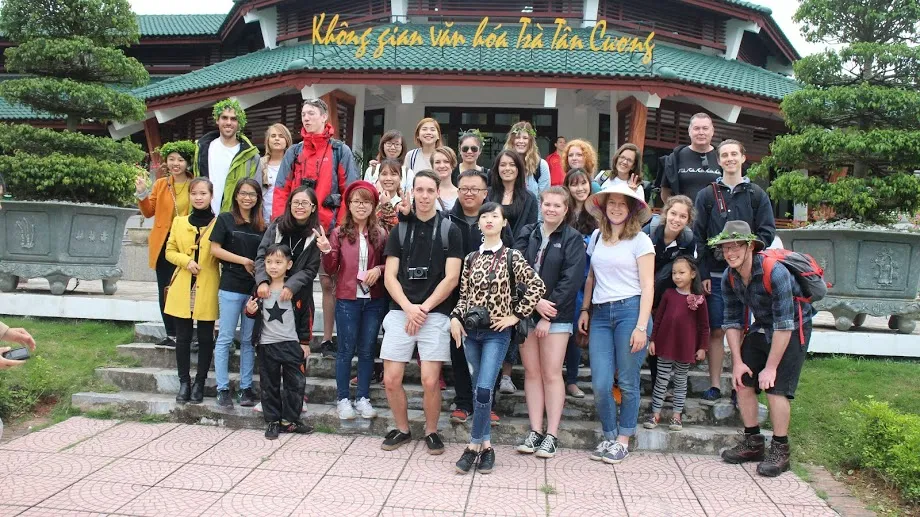 Không gian văn hóa trà Tân Cương
