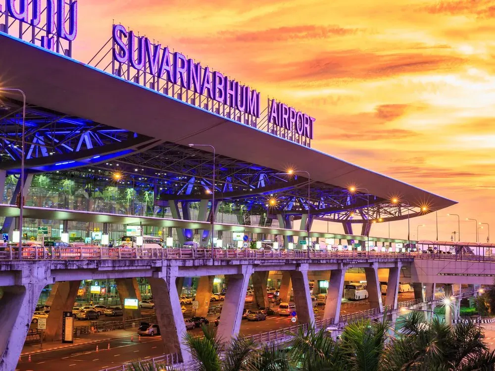 Sân bay Suvarnabhumi Bangkok