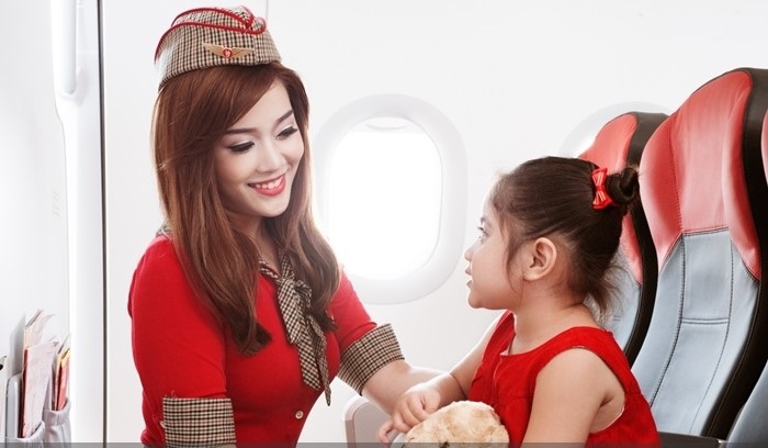 Dịch vụ trẻ em đi máy bay một mình của Vietjet Air