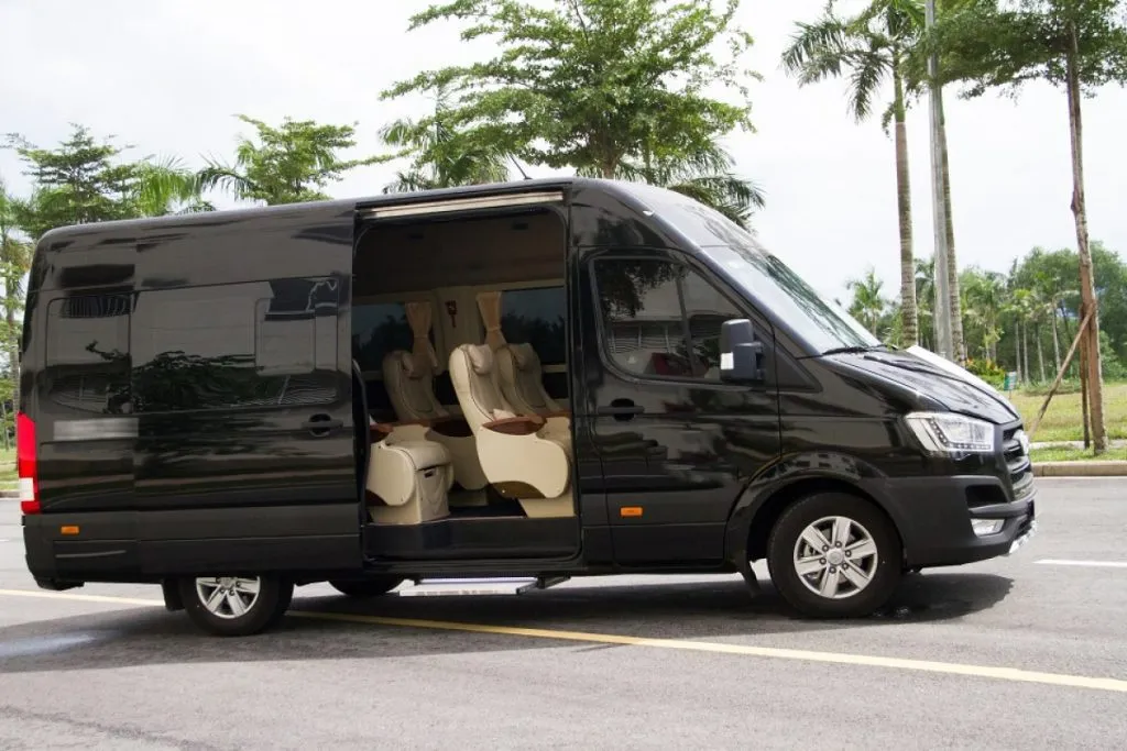Di chuyển từ Hà Nội đến Hưng Yên bằng xe Limousine