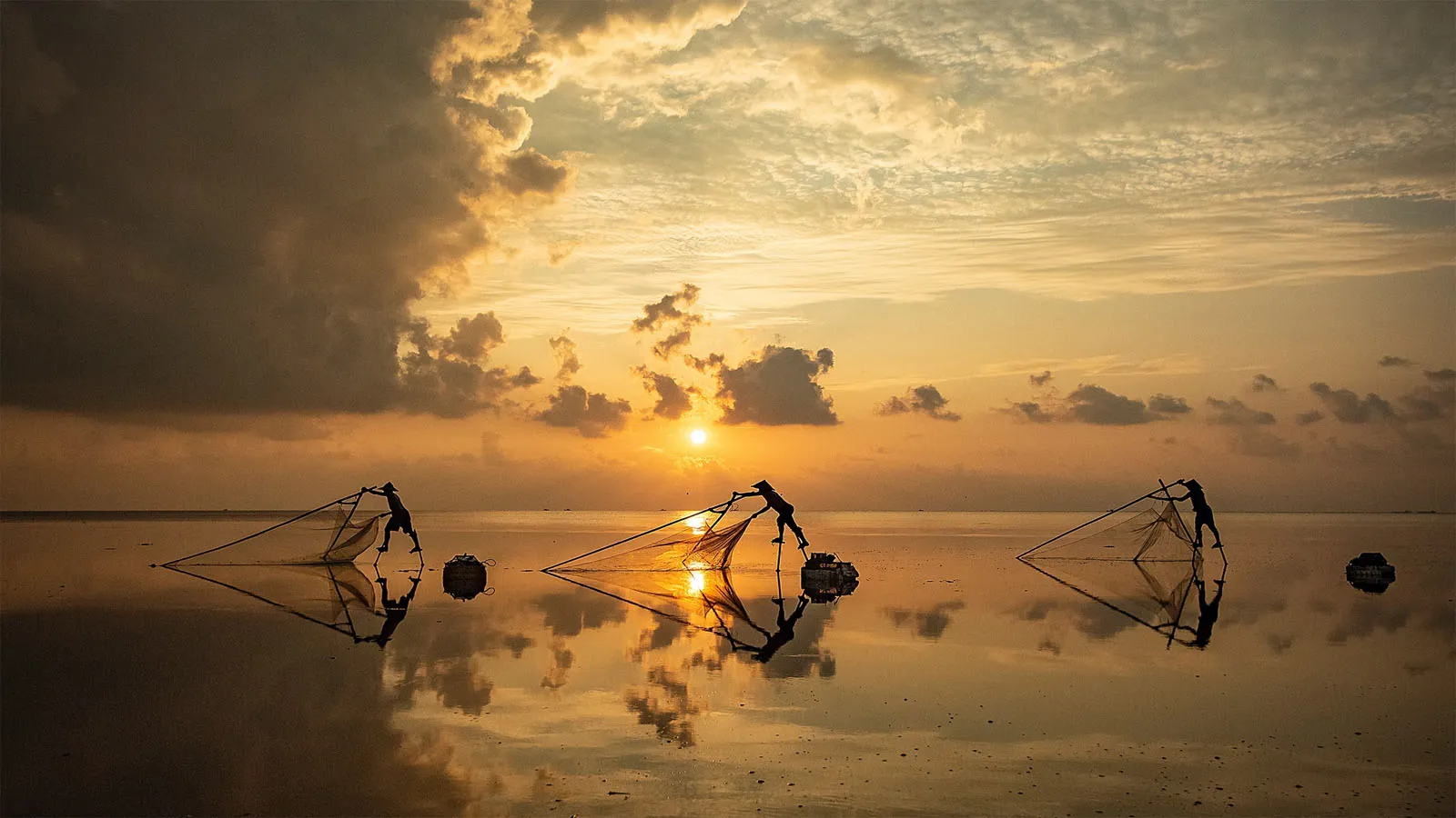 Hoàng hôn trên biển Đồng Châu
