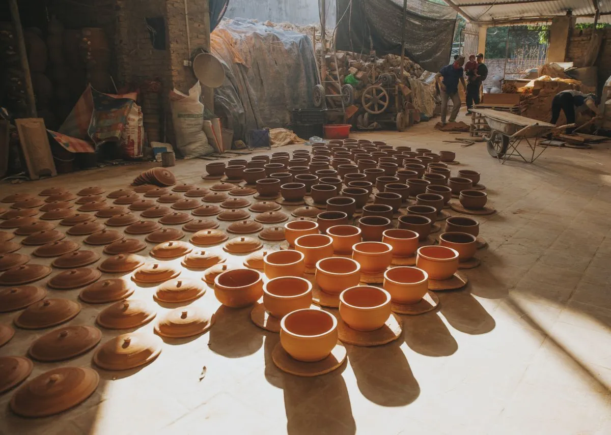 Làng gốm Phù Lãng trong nắng