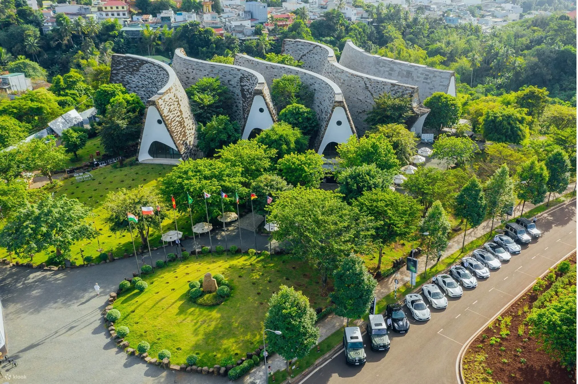 Vé máy bay Sài Gòn Buôn Ma Thuột giá rẻ hôm nay