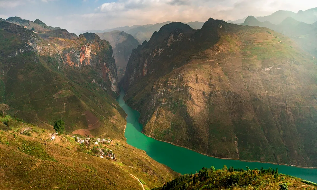 Vé máy bay Sài Gòn Hà Giang cuối năm, mùa mây mù