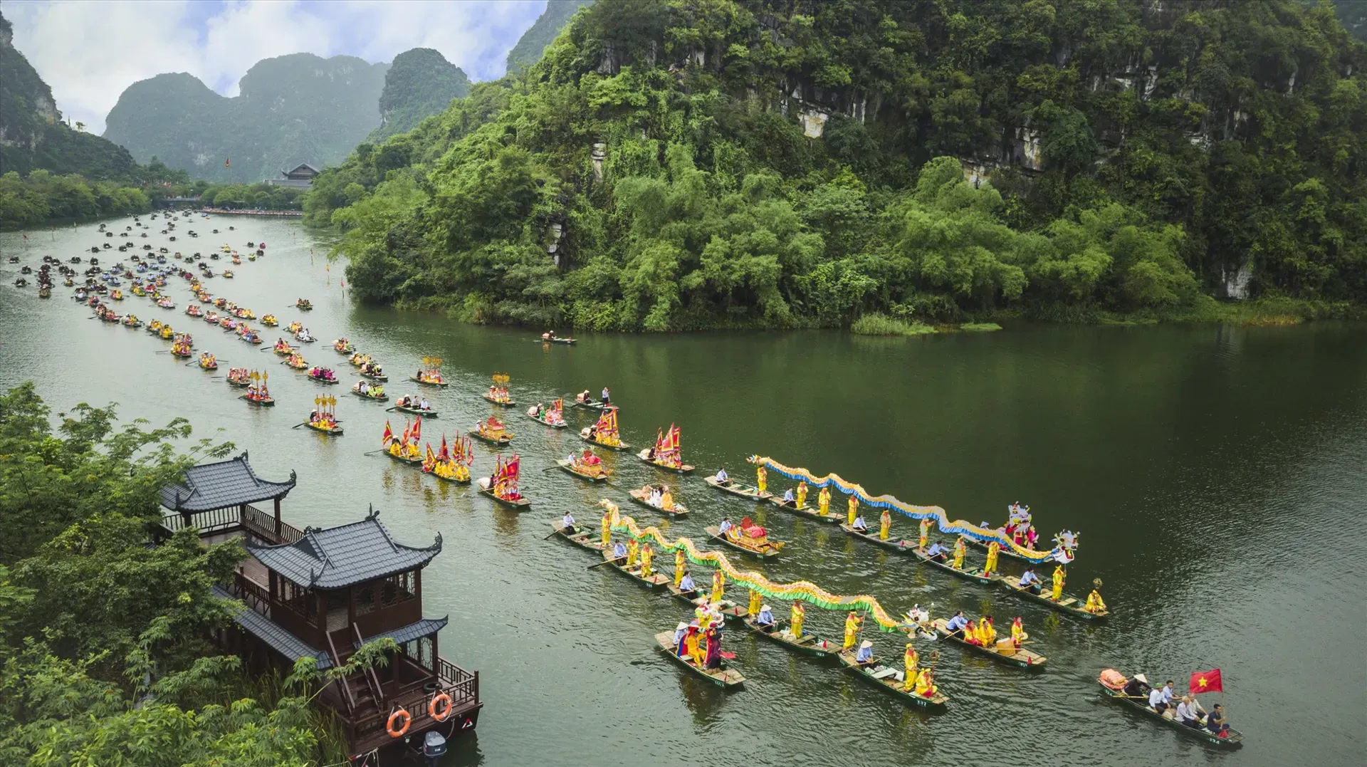 Ninh Bình tổ chức nhiều hoạt động, lễ hội vào ngày Tết