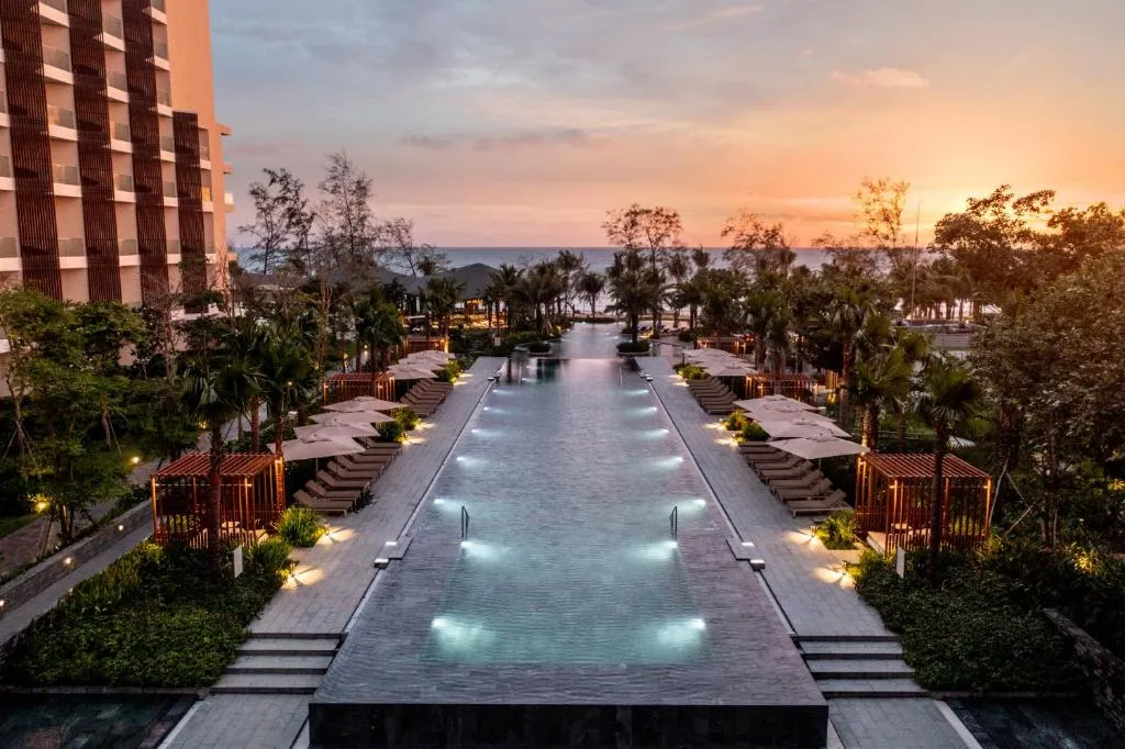 Tận hưởng kỳ nghỉ tại Crowne Plaza Phú Quốc Starbay