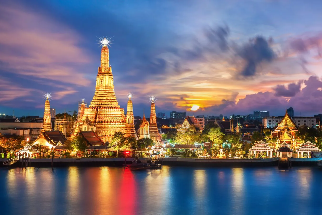 Khám phá xứ sở Chùa Vàng