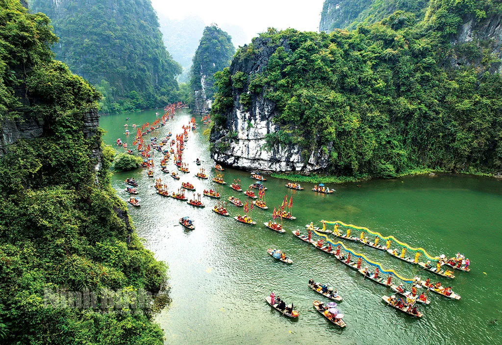 Trải nghiệm xuôi dòng sông Ngô Đồng tại Ninh Bình