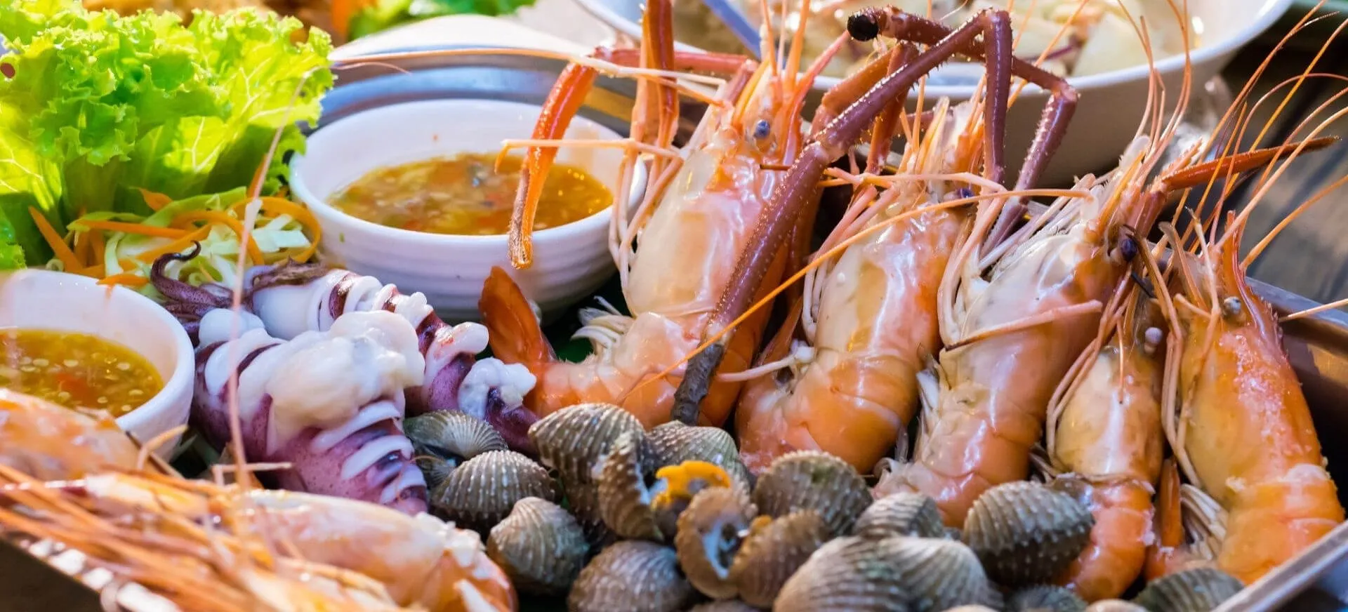 Nha Trang nổi tiếng với hải sản tươi sống mà giá cả phải chăng